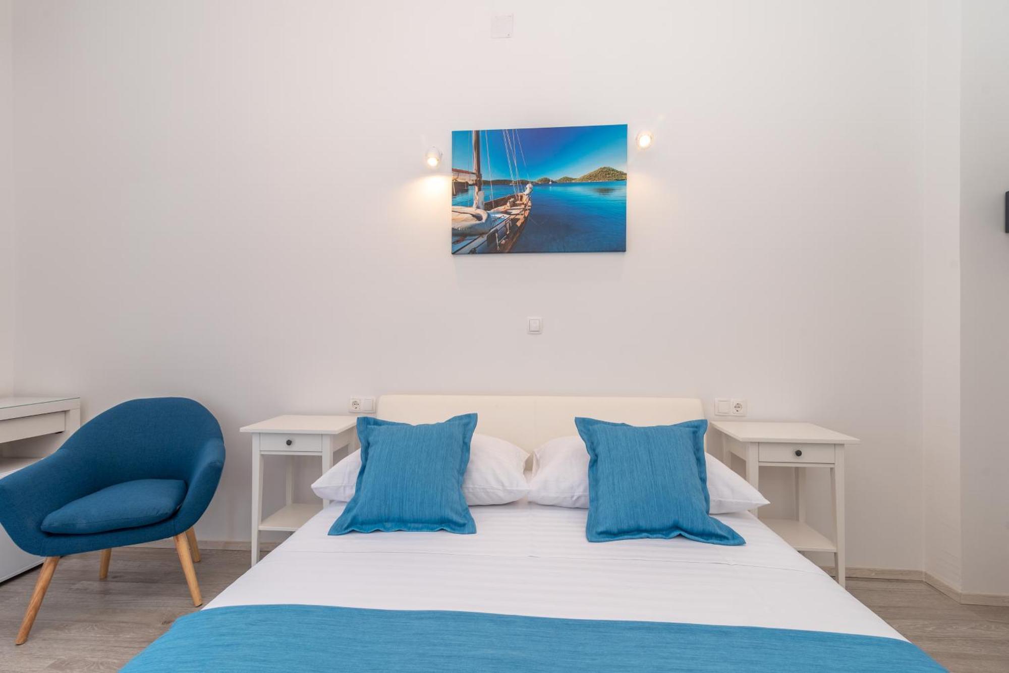 Lux Trogir