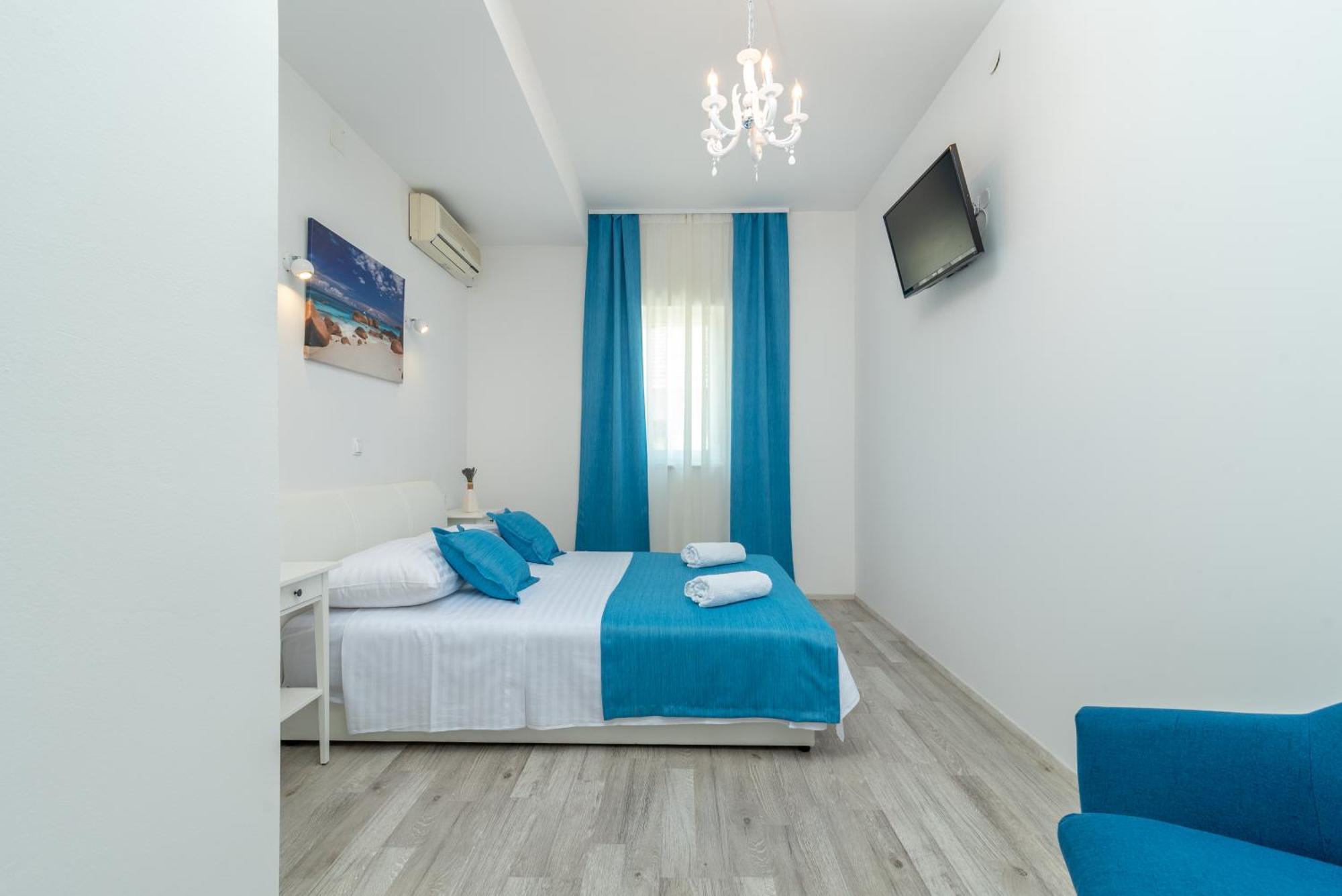 Lux Nocľah s raňajkami Trogir